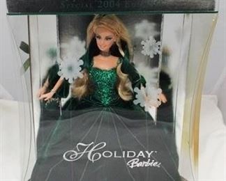 2612 - 2004 Holiday Barbie
