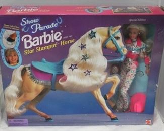 2627 - Show Parade Barbie
