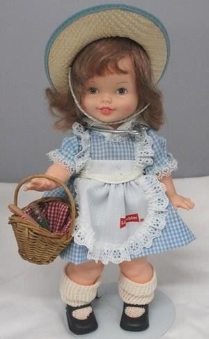 2666 - Horsman Little Debbie doll 13"
