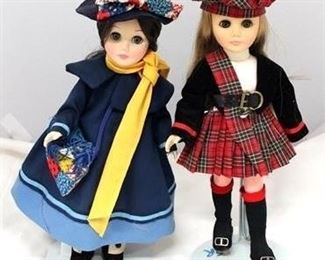2694 - Effanbee 2 Vintage dolls - 13"
