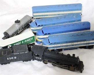 2833 - Lot of HO Scale Train Cars & Tractor Trailer
