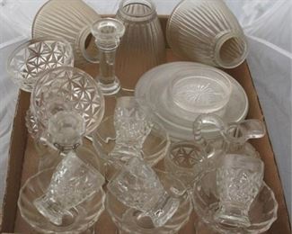 550x - Tray Lot of Assorted Glass Items
