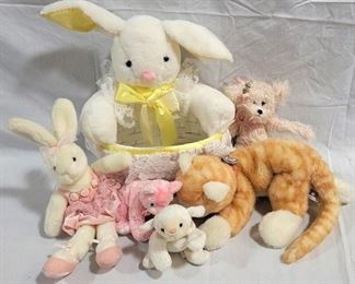 915 - Easter Basket & Assorted Other items
