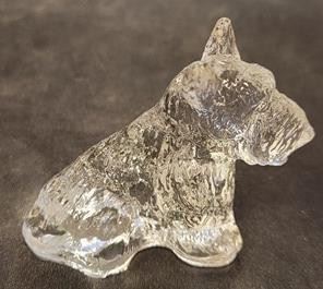 1463 - Crystal scotty dog glass figurine
