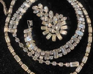 Kramer Of New York Rhinestone Necklace Brooch