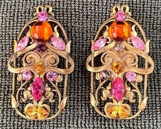 Vintage Victorian Style Gold Tone Filagree Rhinestone Clipons