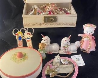 089 Napier, Homco, Japan,Hello Kitty More