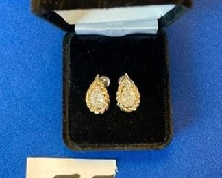 14k Diamond earrings 5.7 gr. $385