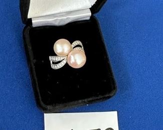 18k white gold double pink pearl and diamond ring Size 8 $375