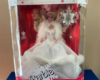 Happy Holidays 1989 Barbie $20