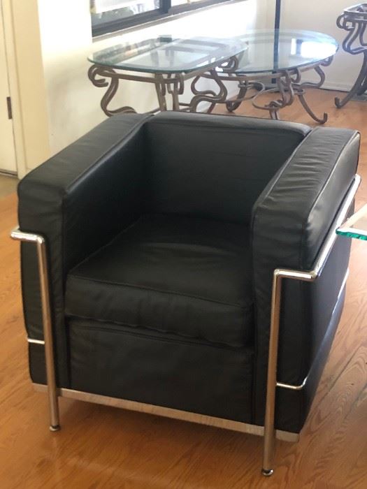 Replica Corbusier Otalian Leather and Chrome Chair