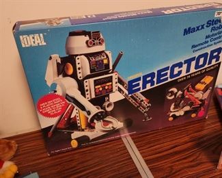 new/sealed box Erector set