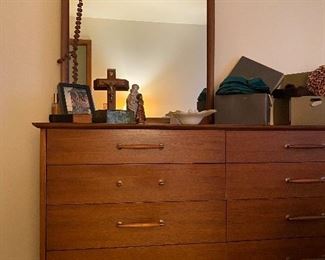 mcm mid century modern dresser /chest of drawers/night stand plus headboard! 