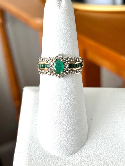 Gorgeous 14 karat  gold ring with center emerald, emeralds and diamonds