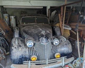 1939 Cadillac Fleetwood 4 door $19,000 taking offers 
