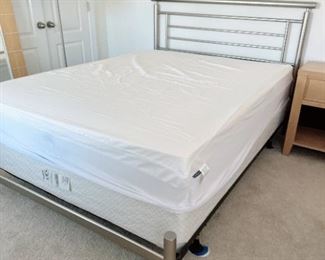 Available for pre-sale SERTA MATTRESS - QUEEN (headboard has sold)