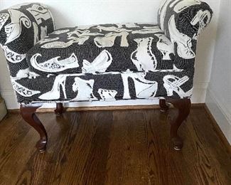 Upholstered bench w/rolled arms 
