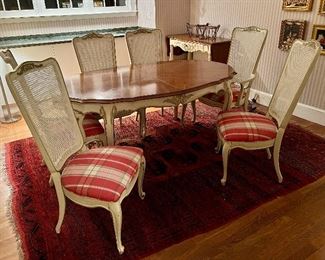 French Provincial Table & (6) Chairs