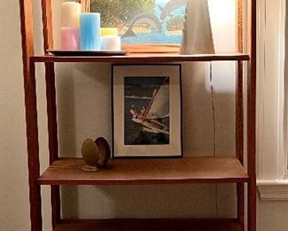 Adjustable Wood Shelf
