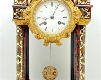 Vintage Pendulum Mantle Clock
Lot #: 85