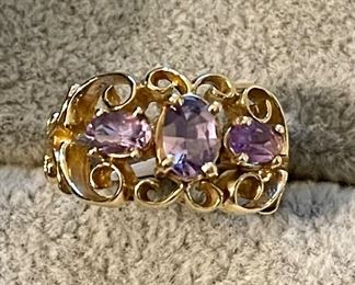 10k and Amethyst ring