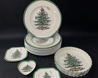 Fine Spode Holiday Christmas Plate Lot