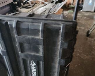 Husky tool box,rolling