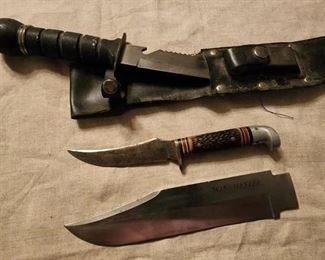 Various knives including a Winchester blade