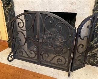 Black iron fireplace screen - beautiful construction and very heavy - front doors latch to close