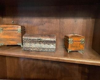 Decor/Vanity boxes