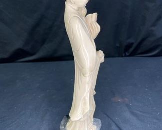 VTG Ivorene Resin Japanese Geisha Figurine