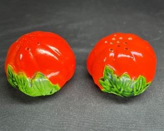 Occupied Japan Tomato S&P Shaker & Mustard