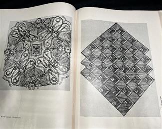 Barik Pola & Tjorak - Pattern & Motiff