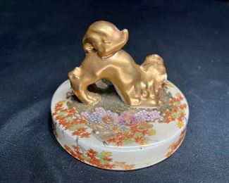 Izumiyama Foo Dog Porcelain Tobacco Jar