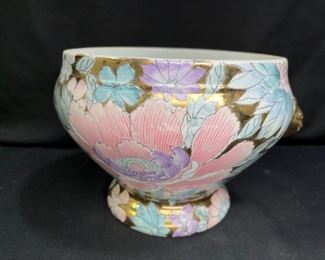 VTG. Toyo Macau Golden Peony Lidded Compote