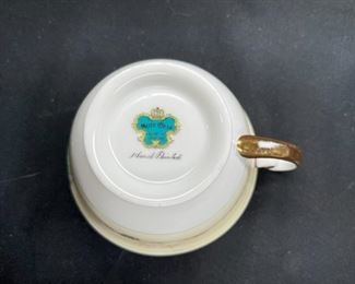 4 Meito MEI44 China Tea Cups & Saucers