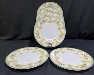 6 Meito China MEI44 Dinner Plates