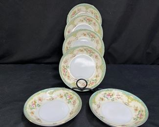 6 Meito China MEI44 Berry Bowls