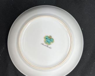 6 Meito China MEI44 Berry Bowls