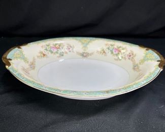 Meito China MEI44 Oval Serving Bowl