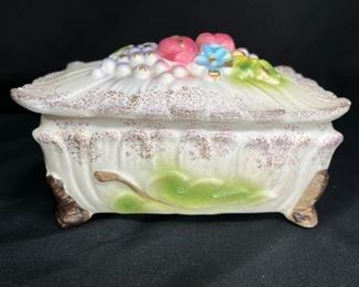 Porcelain Fruit Decorated Covered Box