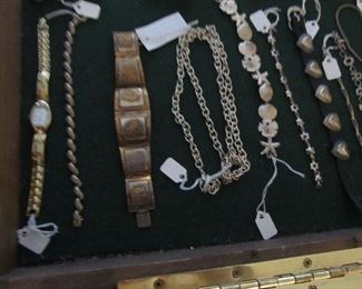 Case Jewelry