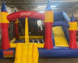 Cloud 9 Royal Slide Bounce House with Slide + Carry Bag 