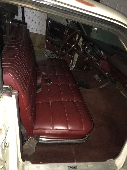 Sale by Mona in Chattanooga, TN starts on 12/10/2022