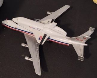Toys Airplane & Space Shuttle
