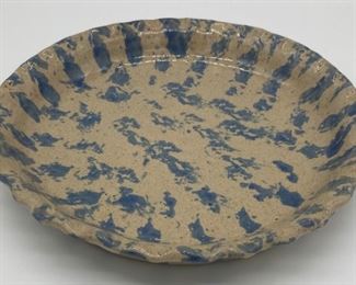 ByBee blue spongware pie plate