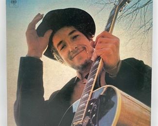 Vintage vinyl album "Nashville Skyline" by Bob Dylan