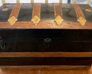 Antique dome lid steamer trunk