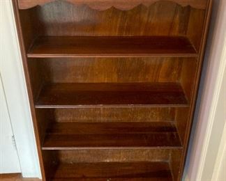 Vintage 4-tiered book shelf