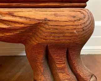 Antique clawfoot chest of drawers